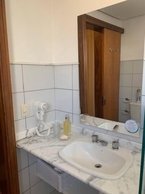 Апарт отель Flat Avenida Independencia Порту-Алегри Экстерьер фото